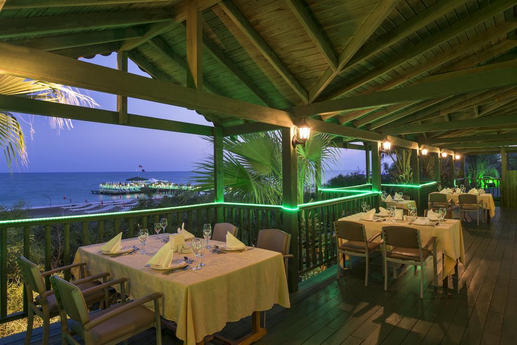 Delphin Palace Hotel Antalya Exterior foto